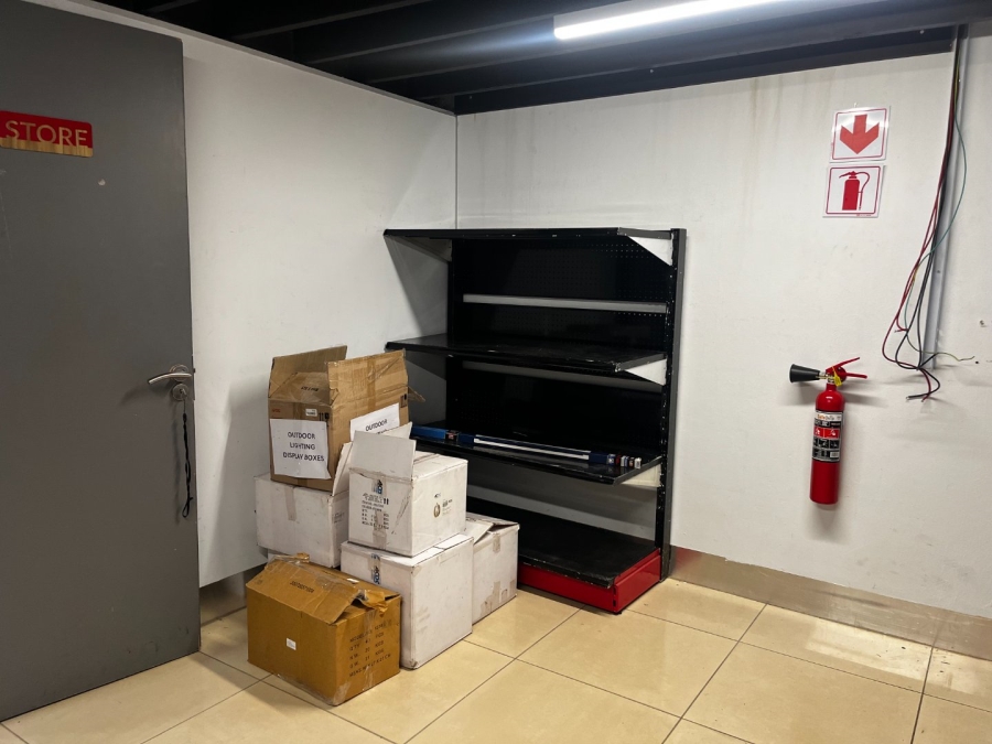 To Let Commercial Property for Rent in Melodie North West